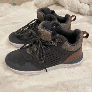 Boys Kids Perry Ellis Gray and Brown High-Top Sneakers Casual Size 6